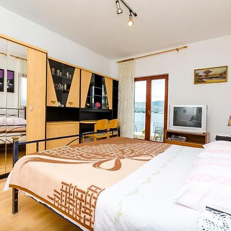 Apartments Marijana Trogir Exterior photo