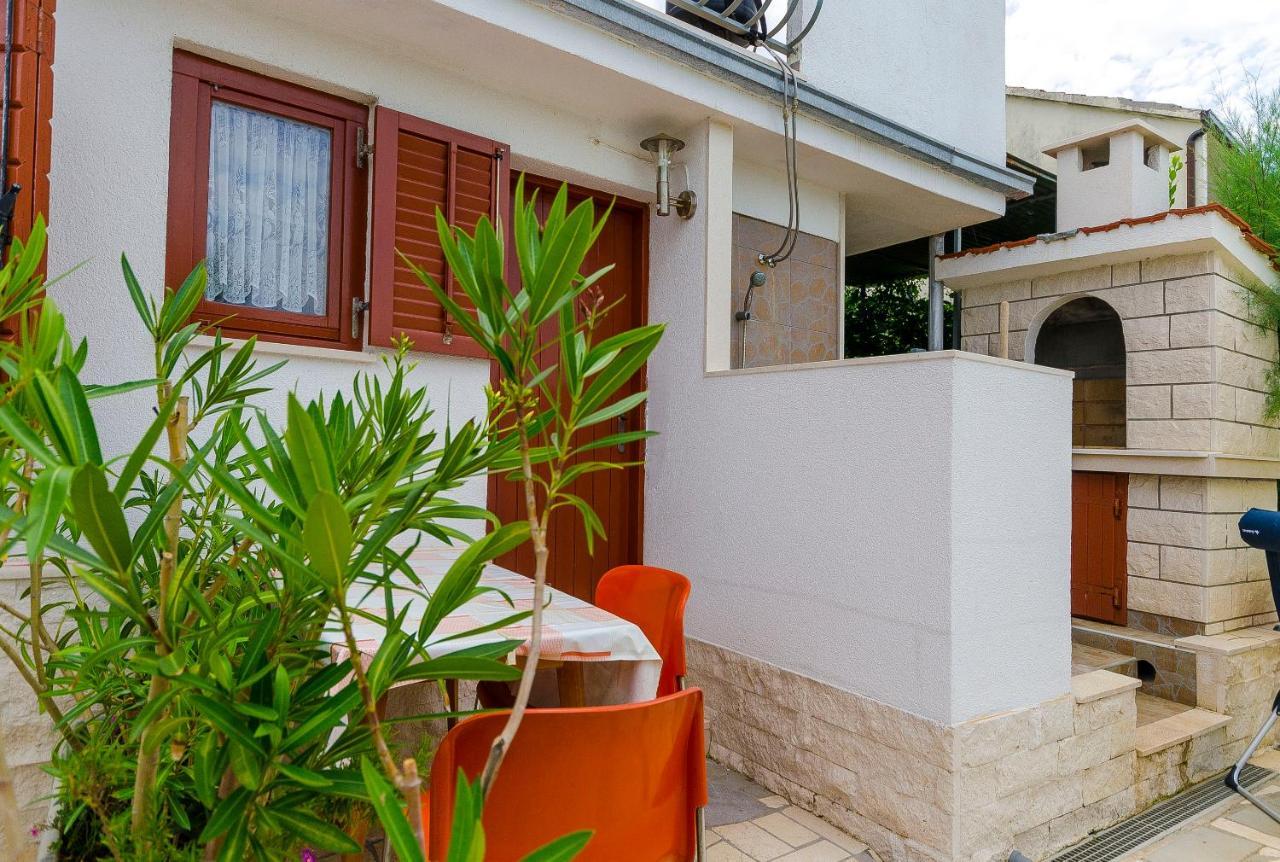 Apartments Marijana Trogir Exterior photo