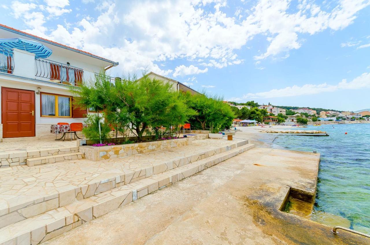 Apartments Marijana Trogir Exterior photo