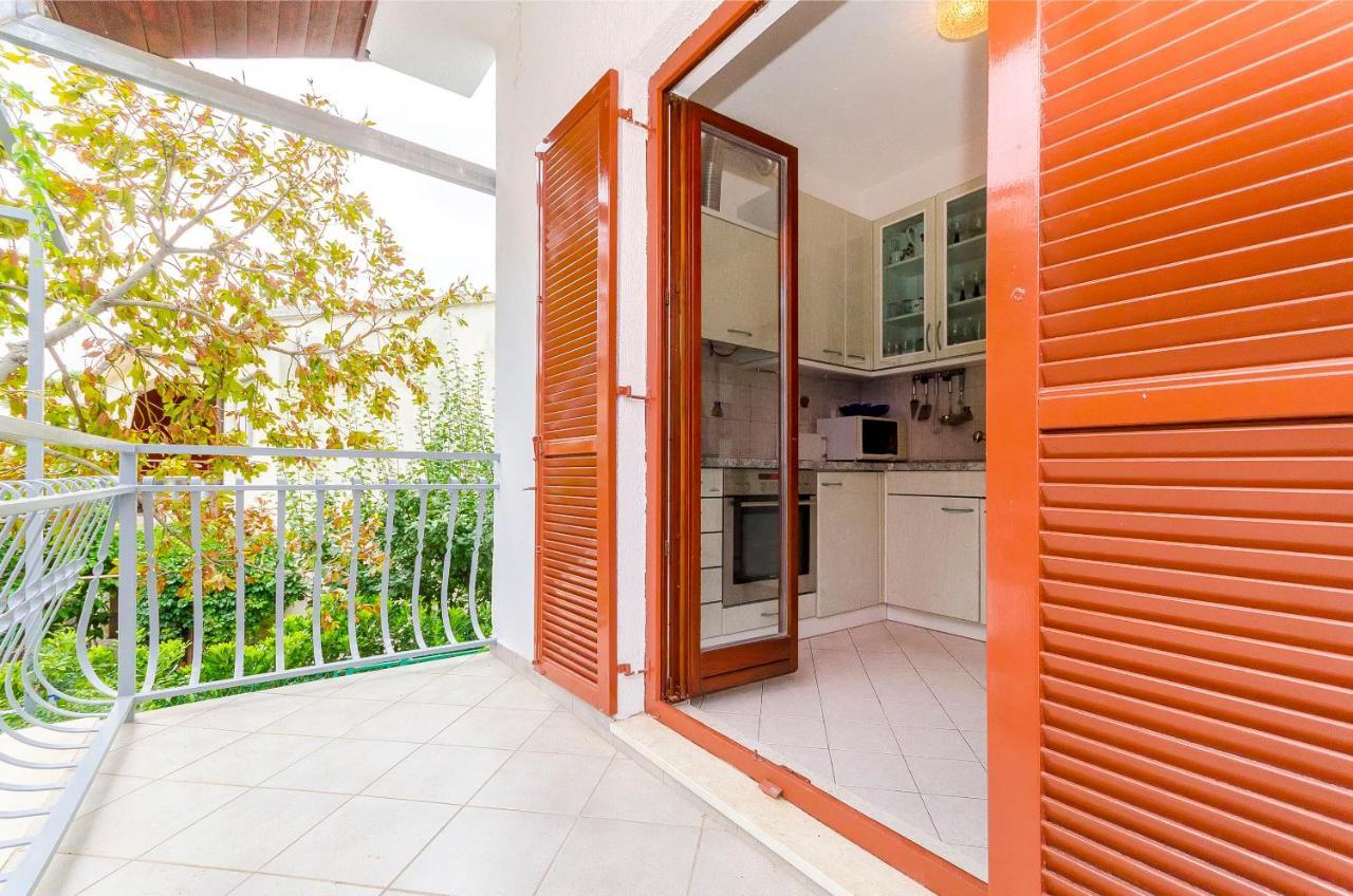 Apartments Marijana Trogir Exterior photo