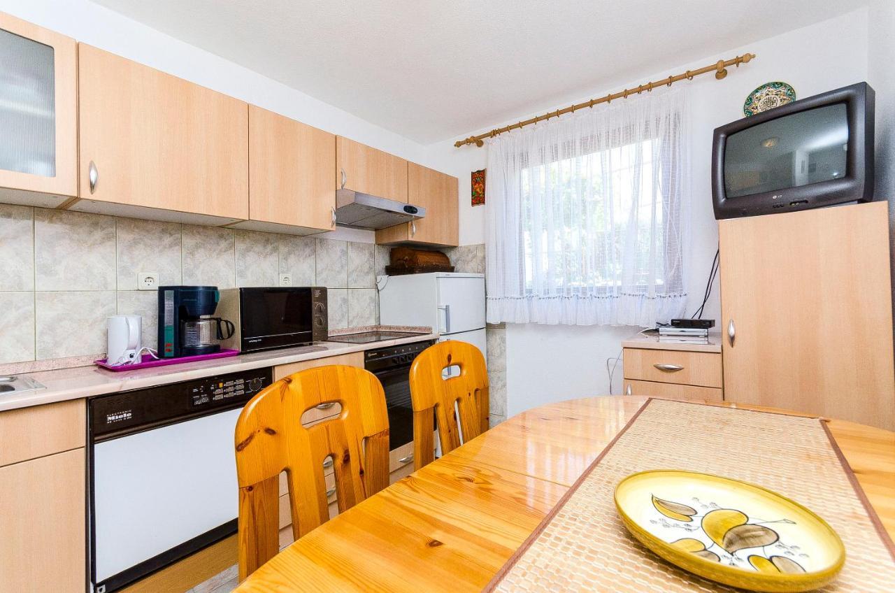Apartments Marijana Trogir Exterior photo