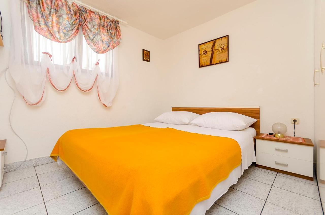 Apartments Marijana Trogir Exterior photo