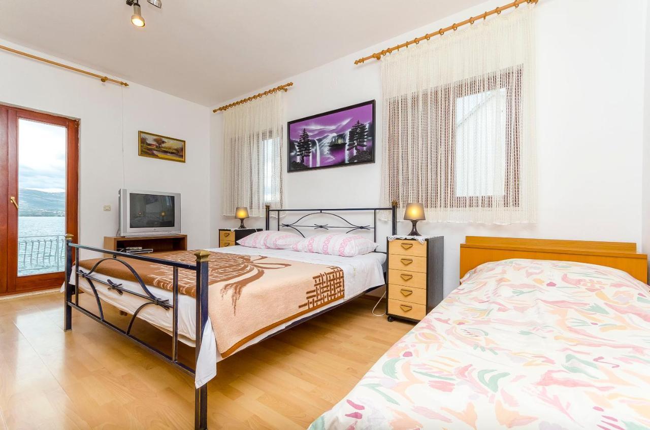 Apartments Marijana Trogir Exterior photo