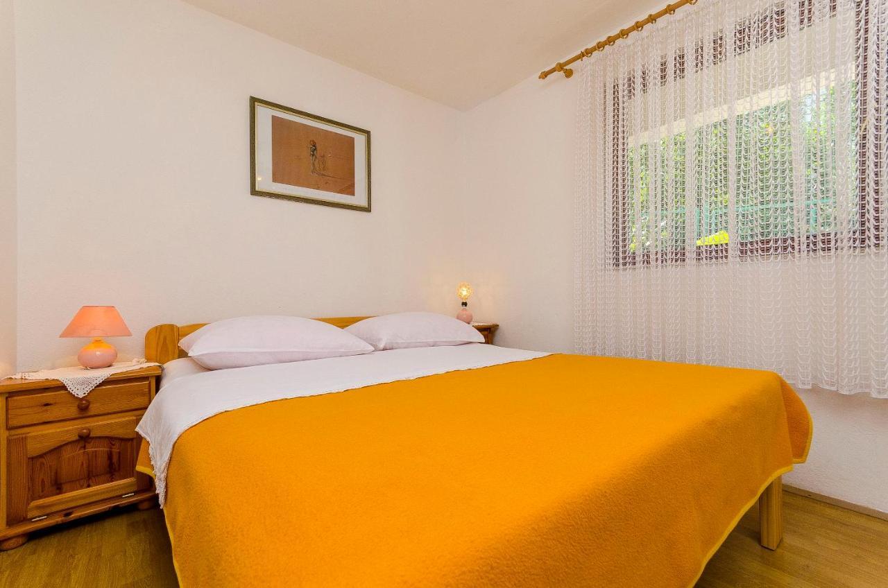 Apartments Marijana Trogir Exterior photo